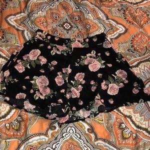 cute shorts duh💁🏼‍♀️